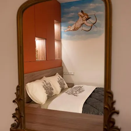 Psyche & Eros Mythical Apartment *